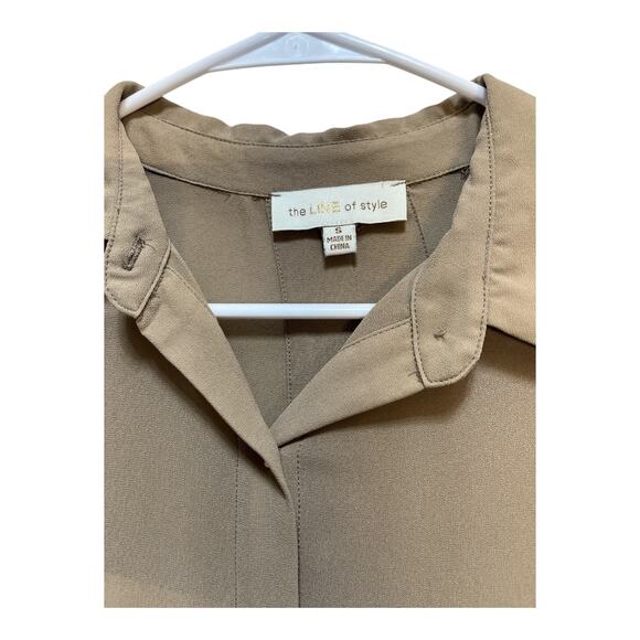 The LINE of Style Women’s Blouse Beige Button Front Long Sleeve Size S - Picture 7 of 7